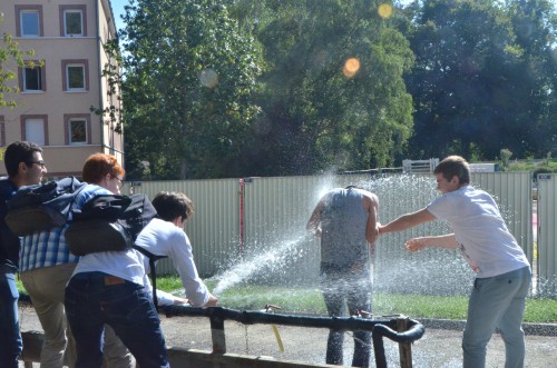 A la douche le major